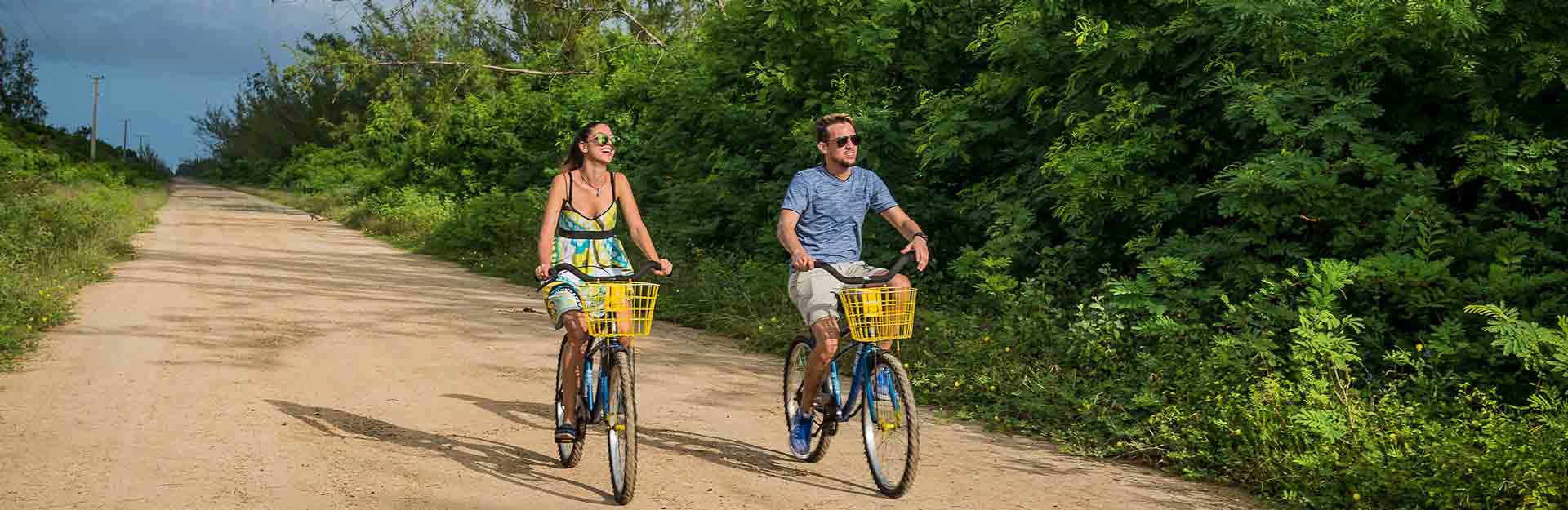Tourismus, Fahrradtouren, Santa Lucia, Camaguey, Cuba Travel